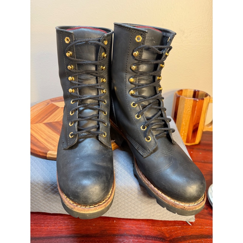 Chippewa Mens 73015 Black Leather Logger Work Boots Vibram Sole 8.5 M